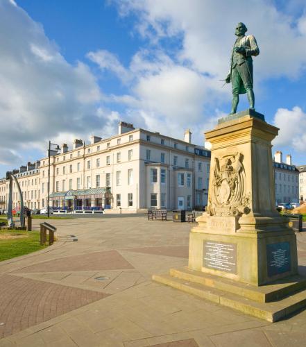 Фотографии гостиницы 
            The Royal Hotel Whitby