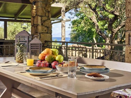 Фотография гостевого дома Loukias House