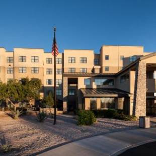 Фотографии гостиницы 
            Residence Inn Phoenix North Happy Valley