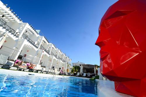 Фотография гостиницы Vista Bonita - LGTBI Only Resort