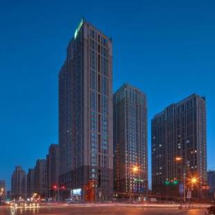 Фотографии гостиницы 
            Holiday Inn Express Shenyang Tawan, an IHG Hotel