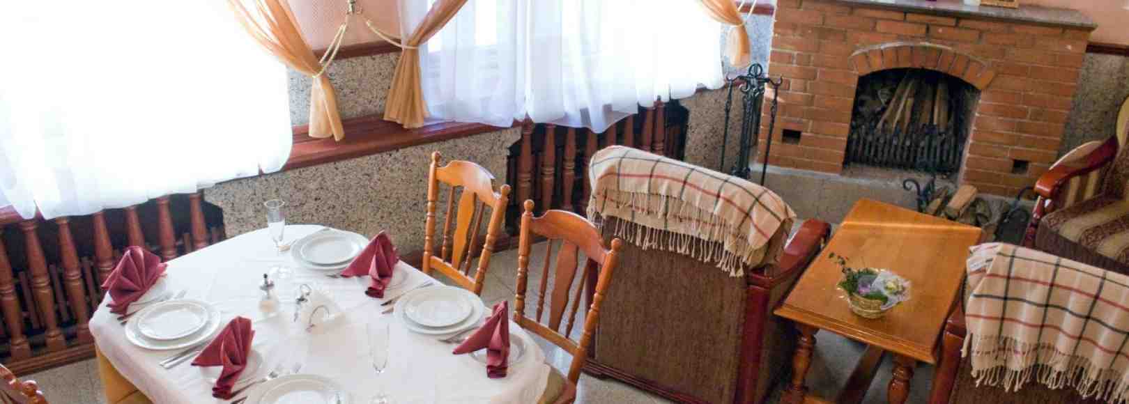 Фотография банкетного зала Ресторан Эффект Малый каминный зал