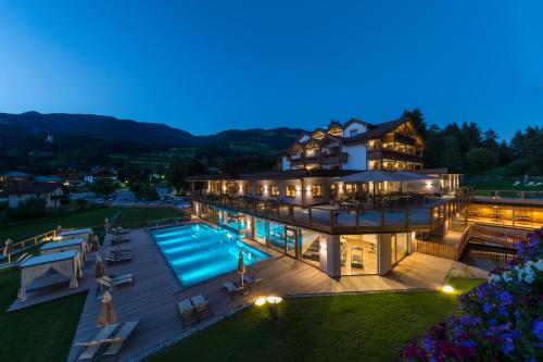 Фотография гостиницы Hotel Weiher Green Lake