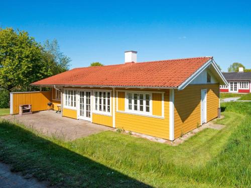 Фотографии гостевого дома 
            Three-Bedroom Holiday home in Aabenraa 6