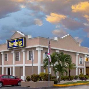 Фотографии гостиницы 
            Travelodge by Wyndham Fort Myers