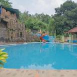 Фотография гостевого дома RedDoorz Resort Syariah @ Batu Apung Purwakarta