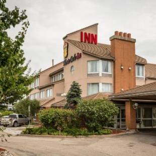 Фотографии гостиницы 
            Monte Carlo Inn Oakville Suites