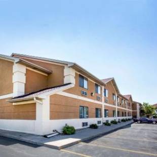 Фотографии гостиницы 
            Quality Inn Monee I-57