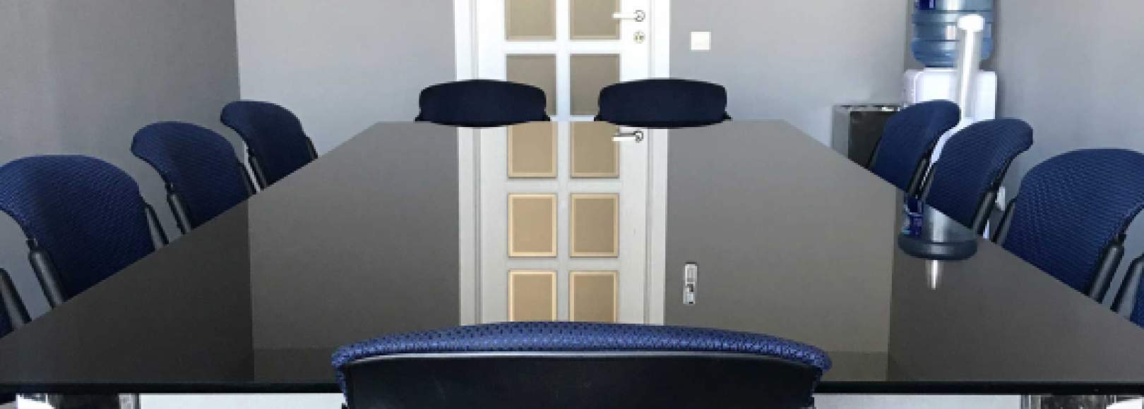 Фотография комнаты для переговоров 7 Авеню