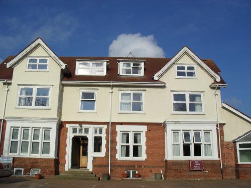 Фотография гостиницы The Lawn Hotel