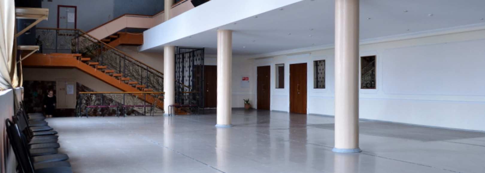 Фотография фойе Фойе 2-го этажа ДК Приокский