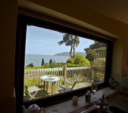 Фотография гостевого дома The Coach House