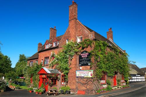 Фотография гостиницы Hundred House Hotel