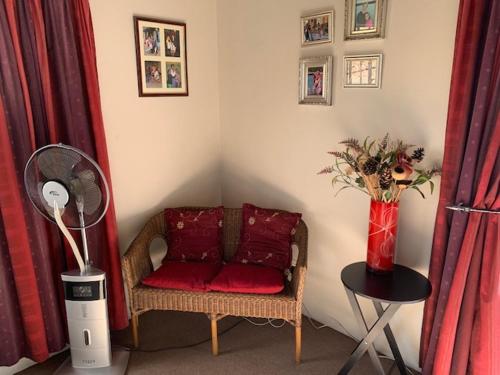 Фотография гостевого дома Sedgefield Lodge