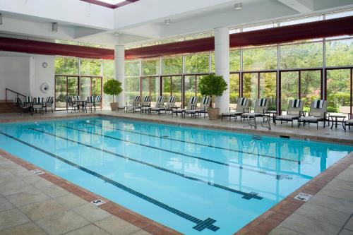 Фотография гостиницы DoubleTree by Hilton Tulsa at Warren Place