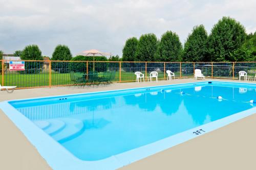 Фотография мотеля Americas Best Value Inn and Suites Hope