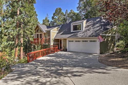 Фотографии гостевого дома 
            Spacious Lake Arrowhead Home with Game Room and Deck!