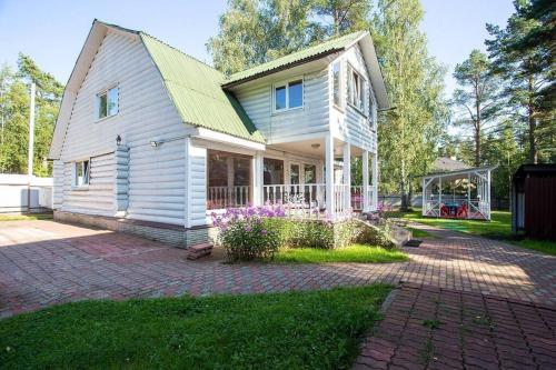 Фотография гостевого дома Белый дом