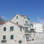 Фотография гостевого дома Apartments by the sea Kastel Kambelovac, Kastela - 17188