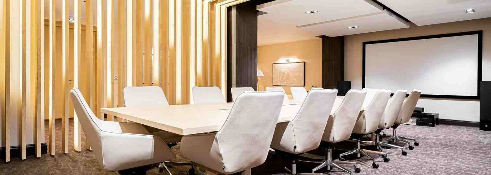 Фотография комнаты для переговоров Диалог