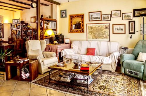 Фотография гостевого дома 3 bedrooms house with private pool enclosed garden and wifi at Picon