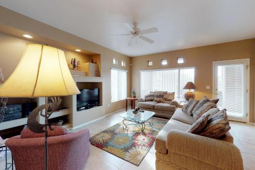 Фотография гостевого дома Vistoso Resort Casita #125