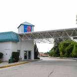 Фотография гостиницы Motel 6-Warwick, RI - Providence Airport - I-95