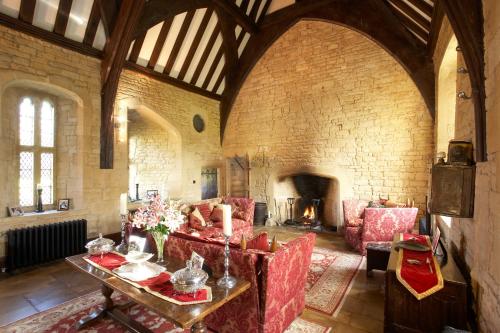 Фотография гостевого дома Abbots Grange Manor House