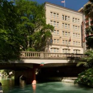 Фотографии гостиницы 
            Drury Inn & Suites San Antonio Riverwalk