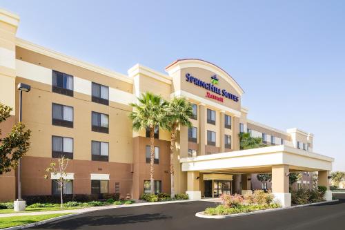 Фотография гостиницы SpringHill Suites Fresno