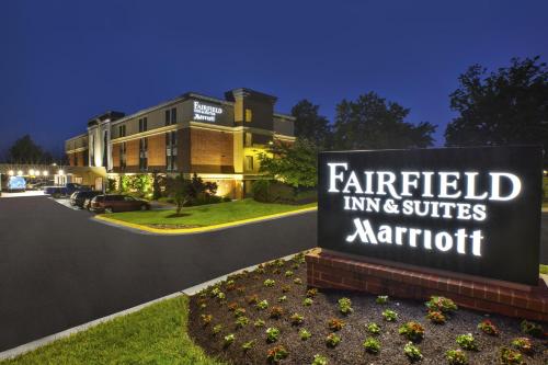 Фотография гостиницы Fairfield by Marriott Inn & Suites Herndon Reston
