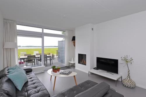 Фотография гостевого дома Havenweg 12 - direct aan het Veerse Meer