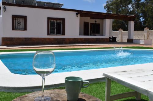 Фотографии гостевого дома 
            BAMBÚ · Casa rural en Vejer con piscina privada