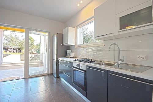 Фотография гостевого дома *Amazing modern apartment with 2 bedrooms*