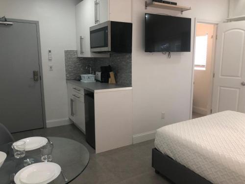 Фотография апарт отеля The West Ave Studios