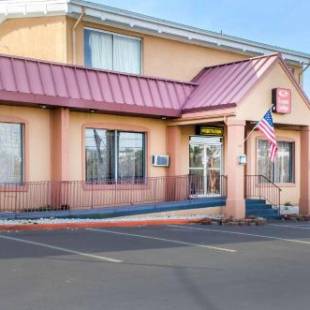 Фотографии гостиницы 
            Econo Lodge York