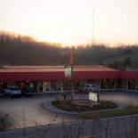 Фотография мотеля Tazewell Motor Lodge