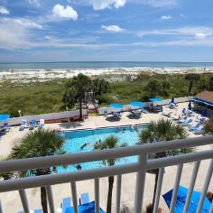 Фотографии гостиницы 
            Guy Harvey Resort on Saint Augustine Beach