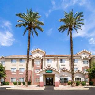 Фотографии гостиницы 
            Quality Inn Chandler I-10