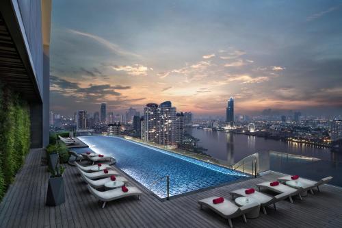 Фотографии гостиницы 
            Avani Plus Riverside Bangkok Hotel -SHA Plus Certified