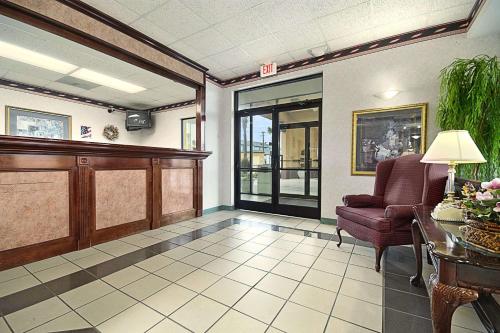 Фотография мотеля Super 8 by Wyndham Mobile/Tillmans Corner