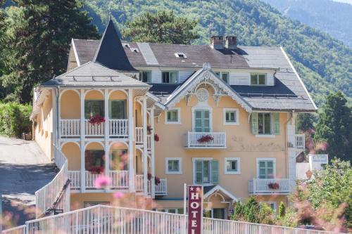 Фотографии гостиницы 
            Chalet-Hôtel Le Belvédère