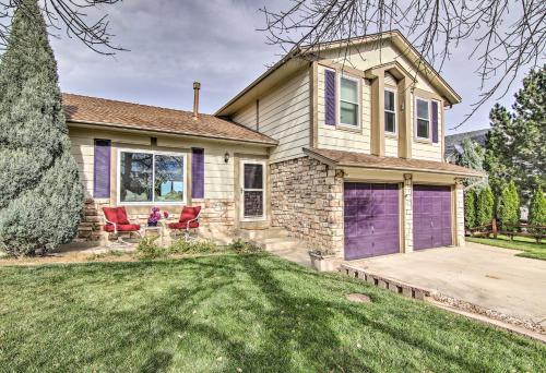 Фотографии гостевого дома 
            Colo Springs Home, 5 Mins to Cheyenne Mtn and DT!