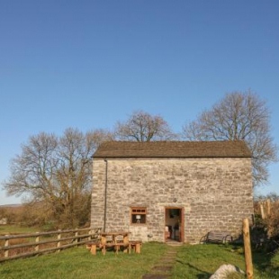 Фотография гостевого дома Columbine Camping Barn