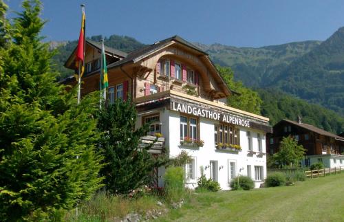 Фотография мини отеля Hotel Alpenrose beim Ballenberg