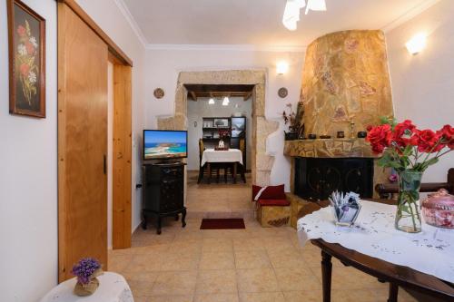 Фотография гостевого дома Casa Vasilia Traditional Home