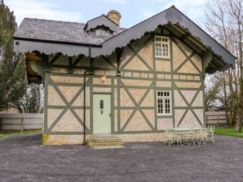 Фотографии гостевого дома 
            Swiss Cottage