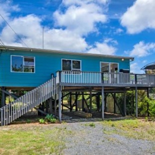 Фотография гостевого дома Bluebird - Mangawhai Heads Holiday Home