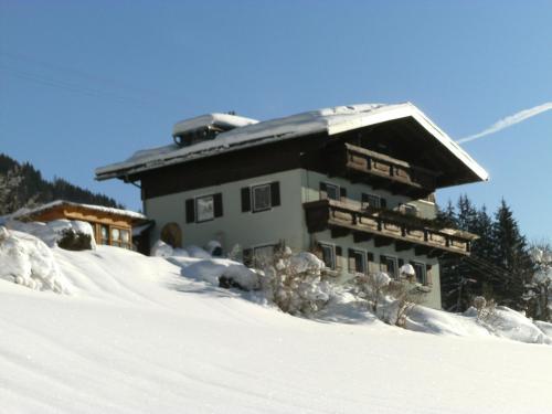 Фотографии гостевого дома 
            Gästehaus Zum Tauern