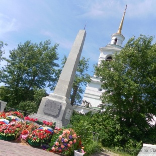 Фотография памятника Мемориал памяти павшим в боях за Родину в Гражданской и Великой Отечественной войн